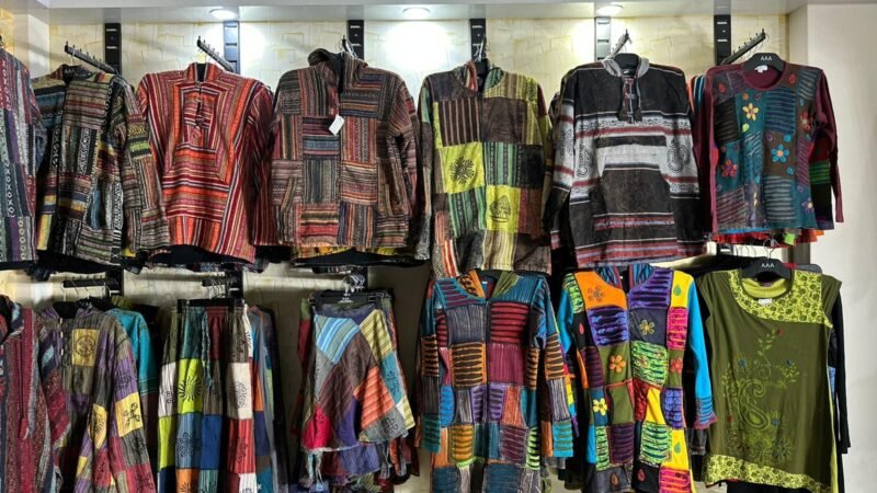 The Enduring Appeal of the Hippie Wool Jumper: A Cultural and Fashion Analysis